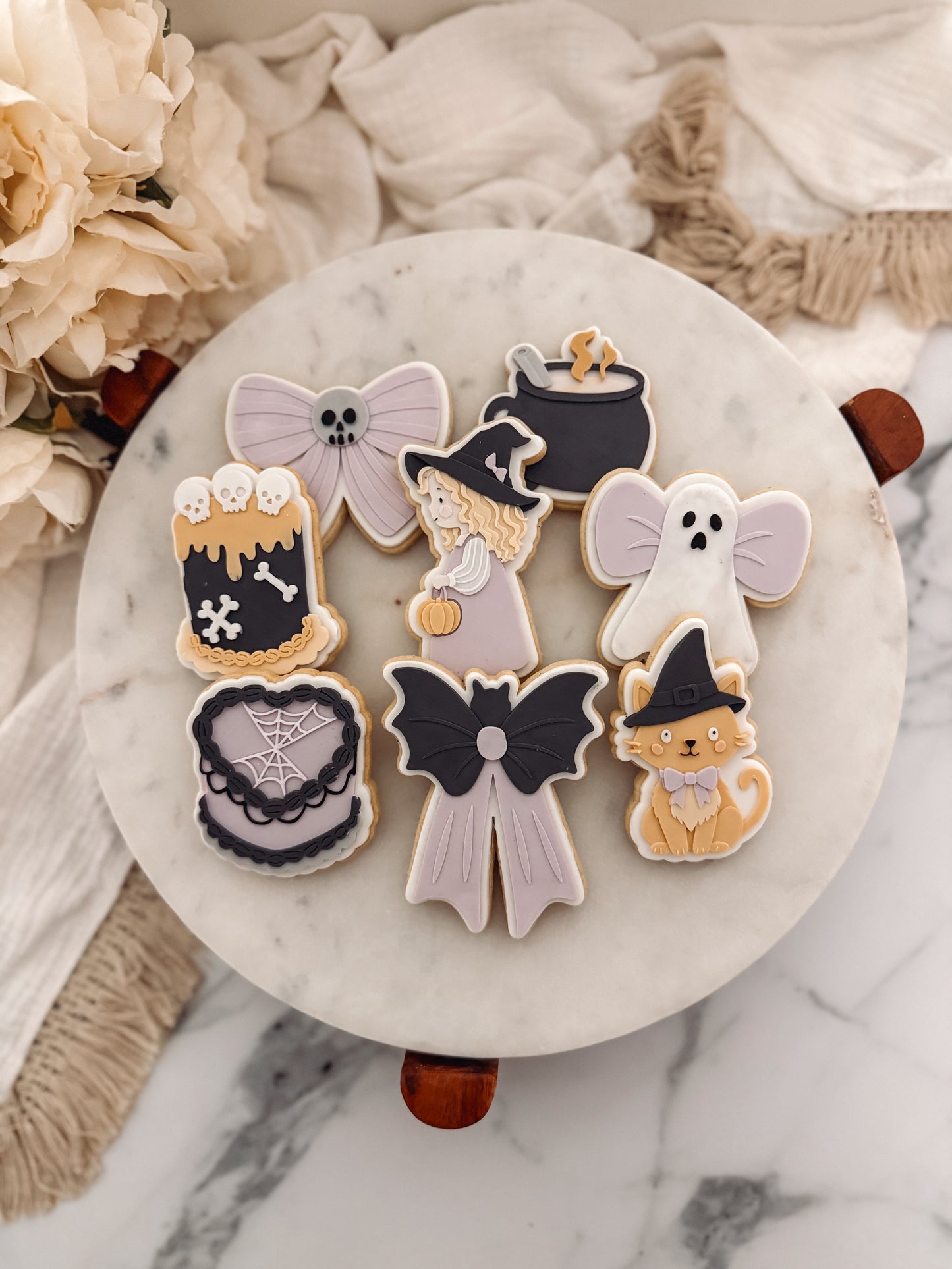 Ghost bow cookie cutter and stamp
