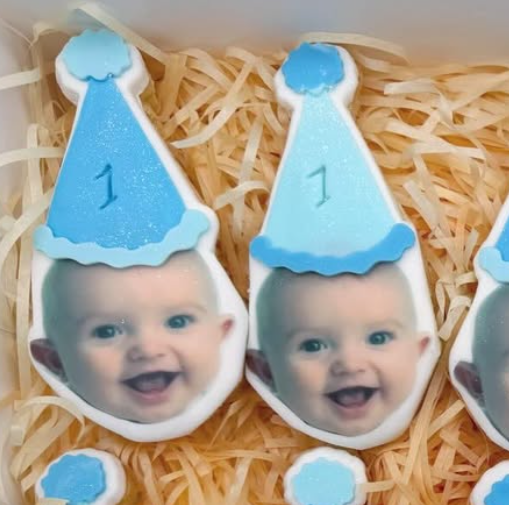 Baby birthday hat for edible images - Cookie Cutter & Stamp