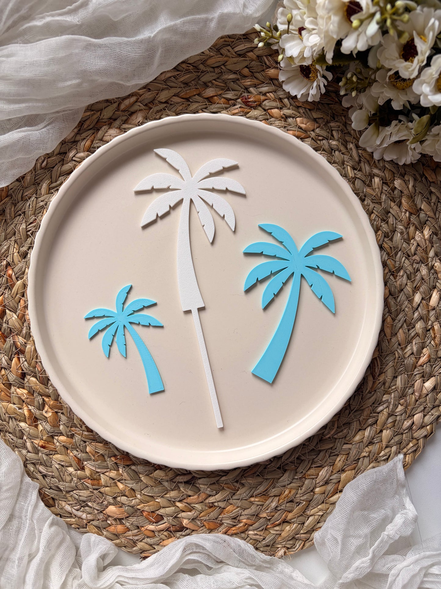 Beach themed toppers for 5' cake - Cupcake toppers