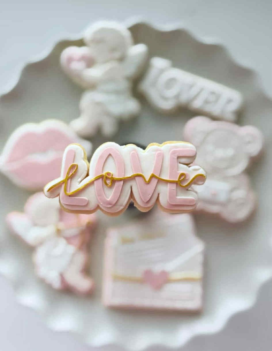 Love - Cookie Cutter & Stamp