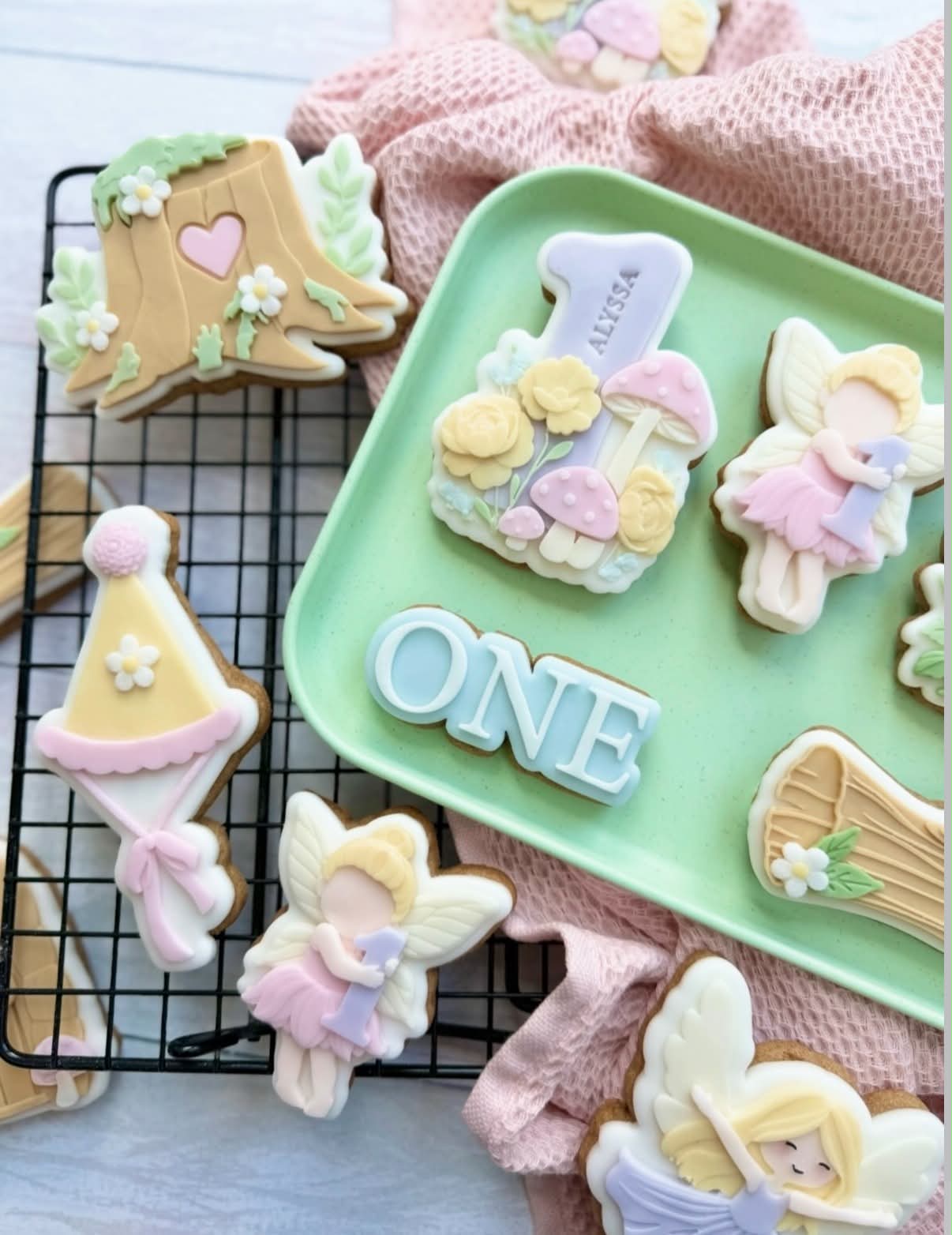Tree Stump with engraved heart - Cookie Cutter & Stamp