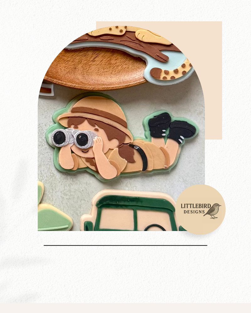 Ranger with binocular's cutter and stamp