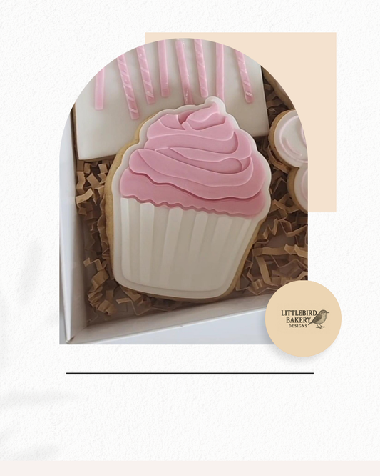 Cupcake cookie cutter and stamp