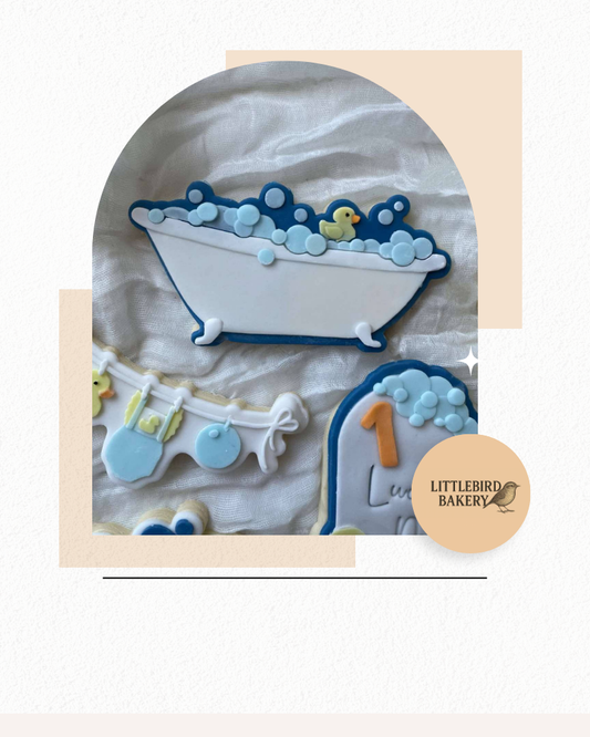 Bath with duck cookie cutter & stamp