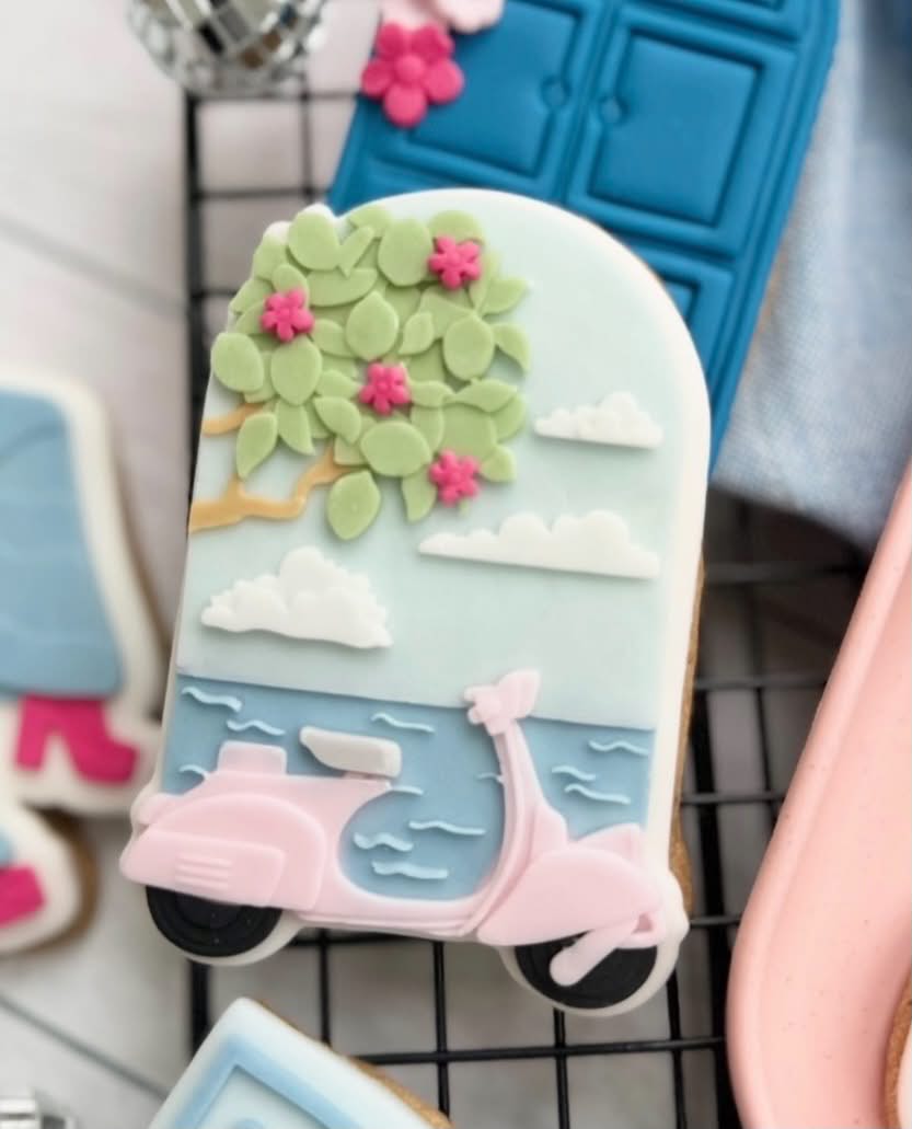 Scooter With Lemon Tree Cookie Cutter & Stamp