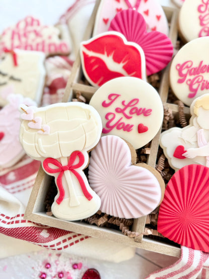 Ribbed Cocktail Glass with heart stirrer Cookie Cutter & Stamp