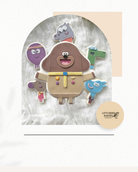 Duggee cookie cutter and stamp