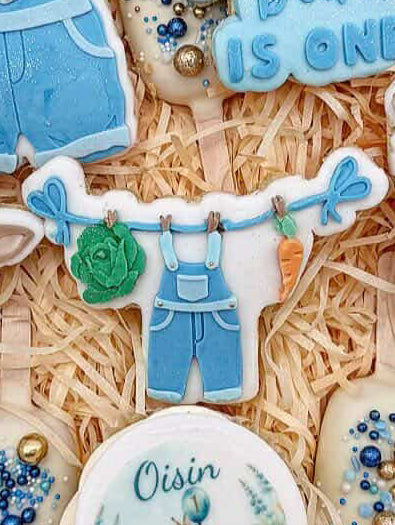 Washing line with dungarees - Cookie Cutter & Stamp
