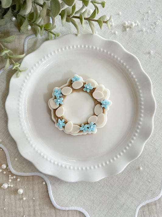 Easter egg wreath - Cookie Cutter & Stamp