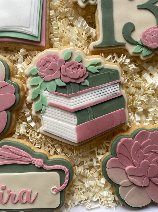 Stack of books - Cookie Cutter & Stamp