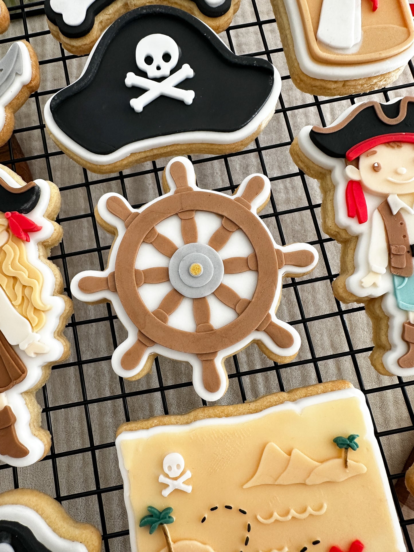 Ship Wheel Cookie Cutter & Stamp
