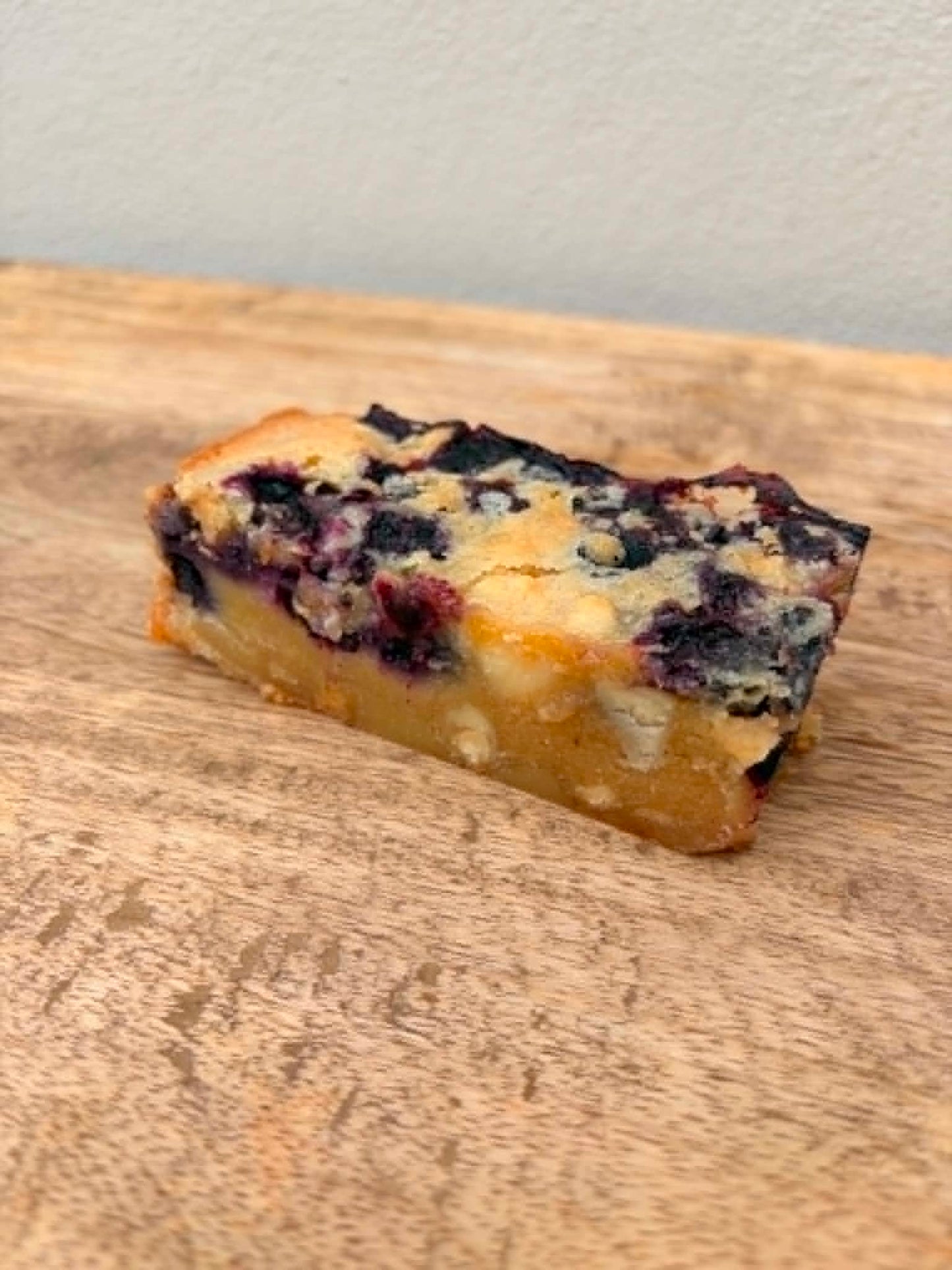 Gluten Free Lemon and blueberry Blondie