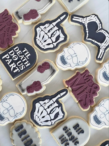 Mr and Mrs cookie cutter and stamp