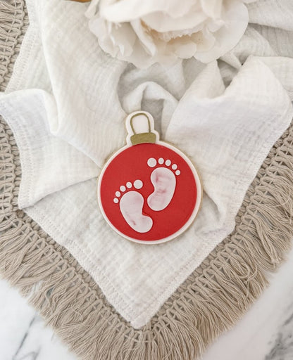 Bauble with baby feet cookie cutter and stamp