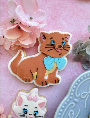 Cute ginger cat cookie cutter and stamp