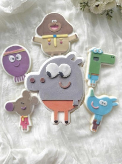 Roly cookie cutter and stamp