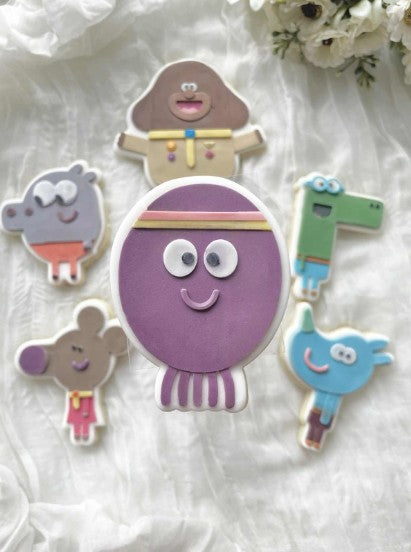 Betty cookie cutter and stamp