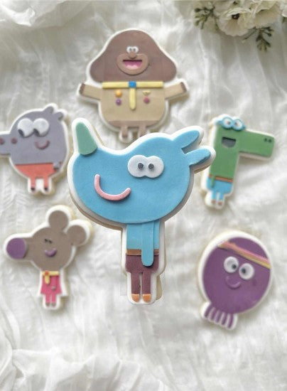 Tag cookie cutter and stamp