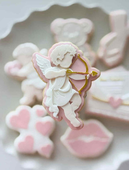 Cupid with bow and arrow - Cookie Cutter & Stamp
