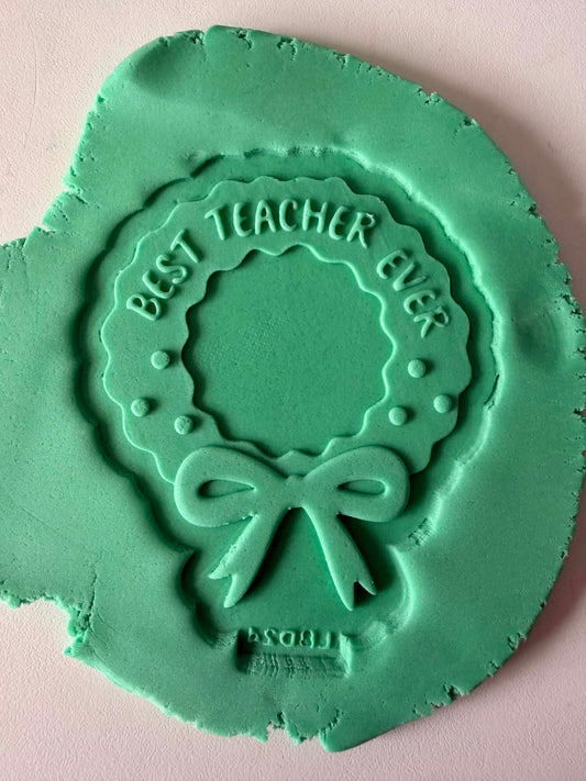 Best Teacher Christmas Wreath - Cookie Cutter & Stamp