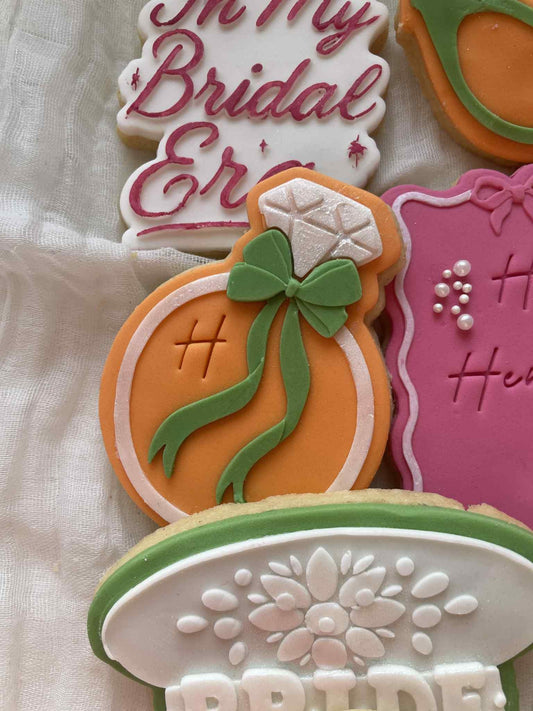 Ring with bow - Cookie Cutter & Stamp