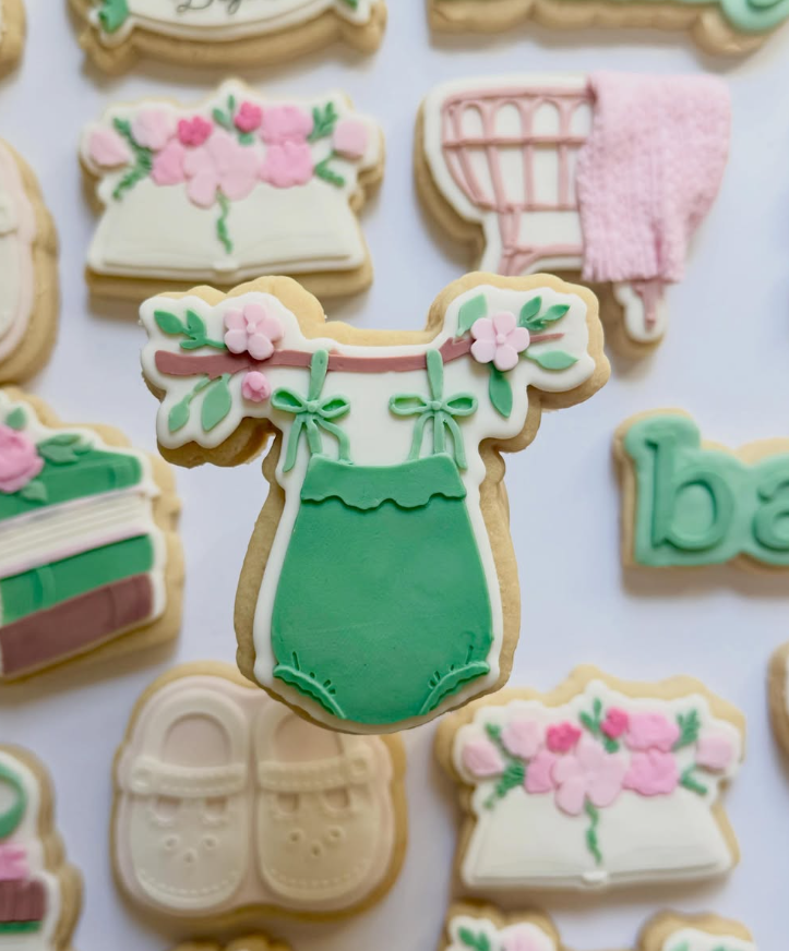 Baby romper on branch - Cookie Cutter & Stamp