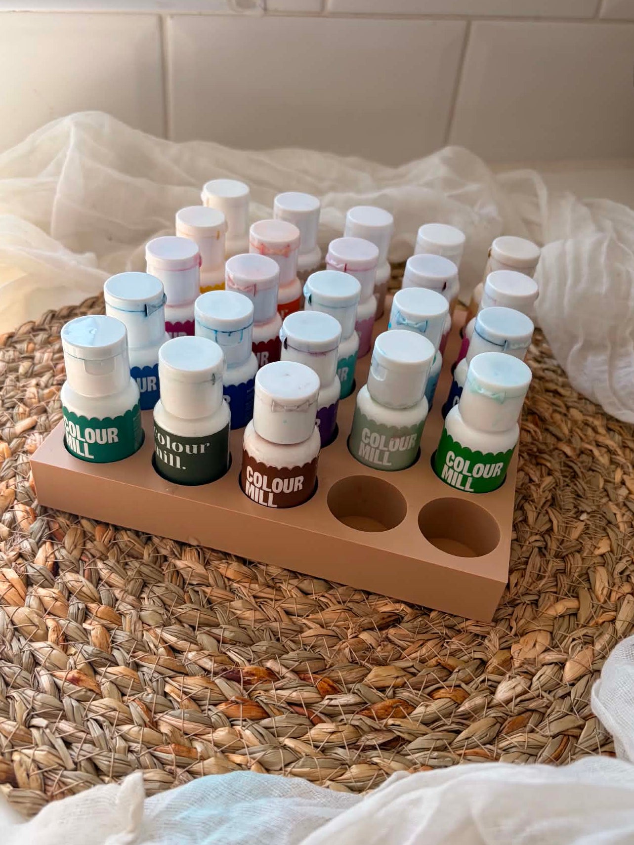 Colour mill organiser