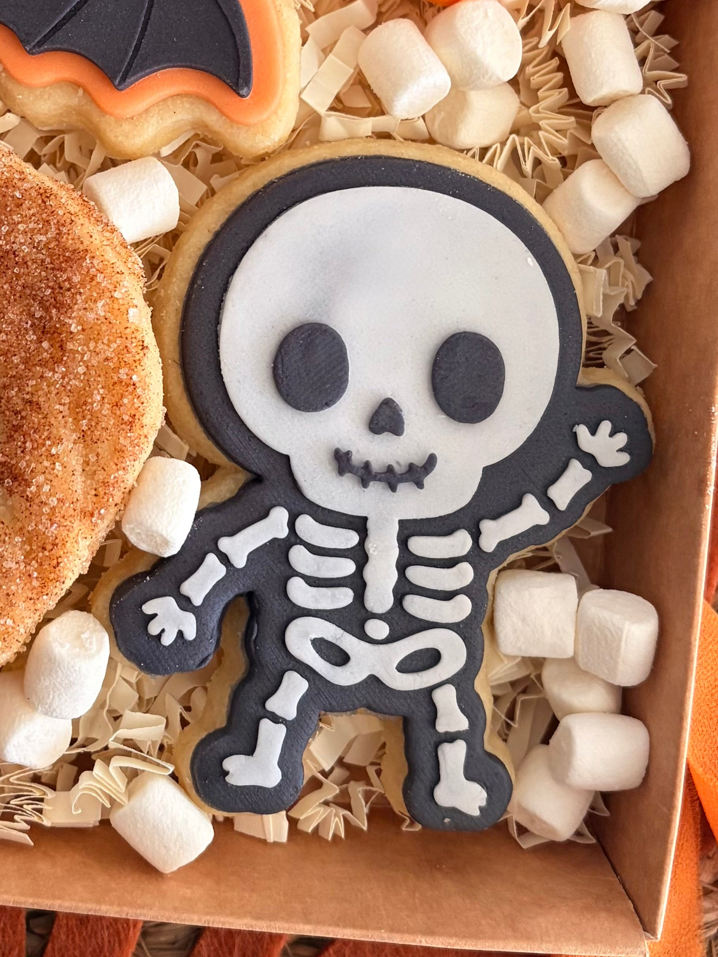 Waving Skeleton - Cookie Cutter & Stamp