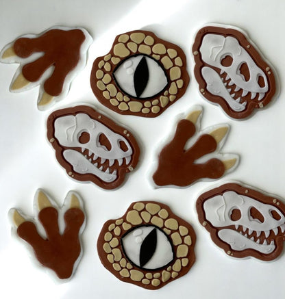 Dino foot cookie cutter and stamp