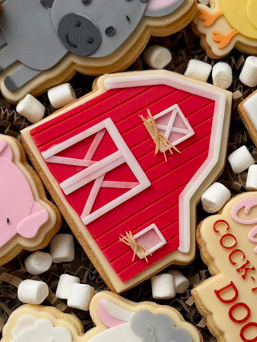 Barn Cookie Cutter & Stamp