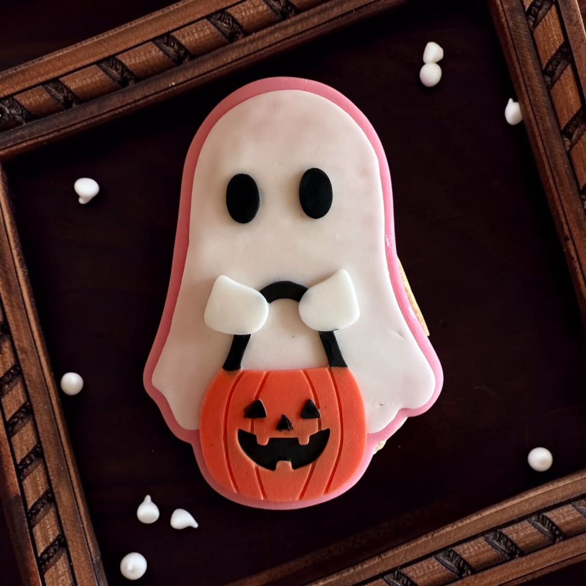 Ghost with pumpkin bucket - Cookie Cutter & Stamp