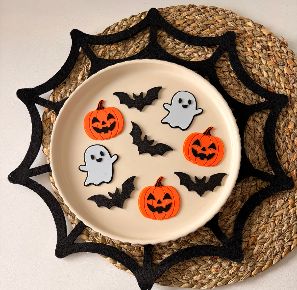 Halloween themed - Cupcake toppers