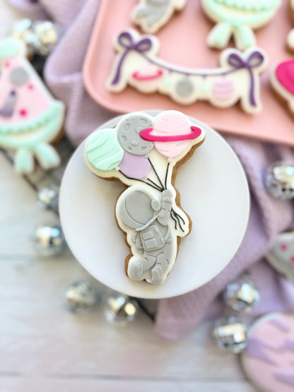 Astronaut with balloons - Cookie Cutter & Stamp