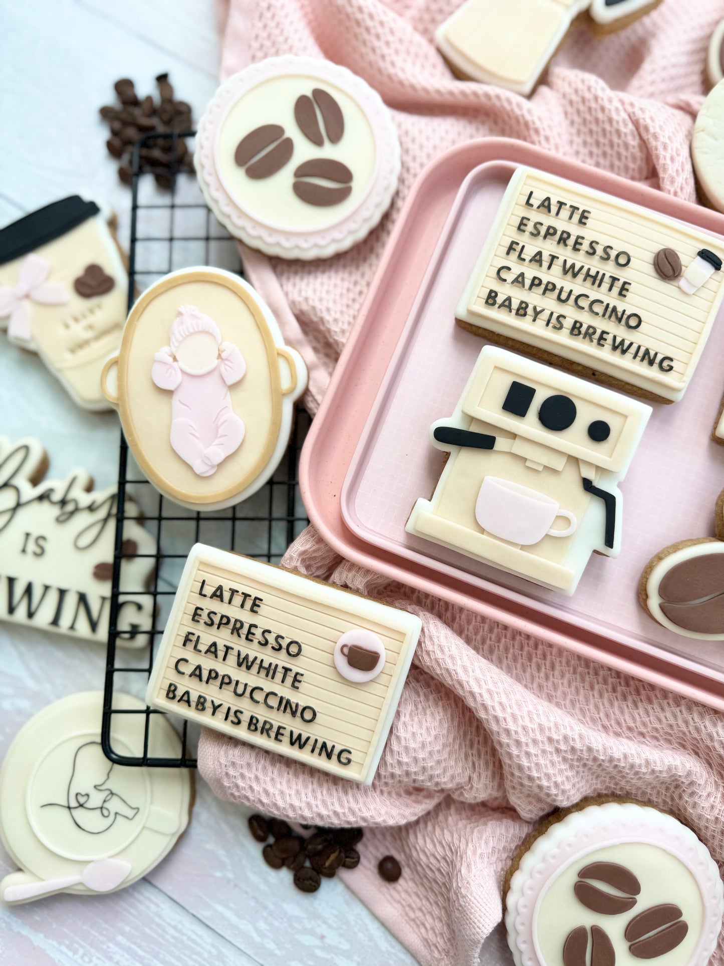 Baby is brewing - Cookie Cutter & Stamp