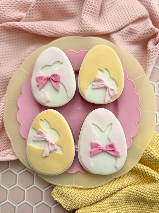 Rabbit silhouettes in eggs - Cookie Cutter & Stamp