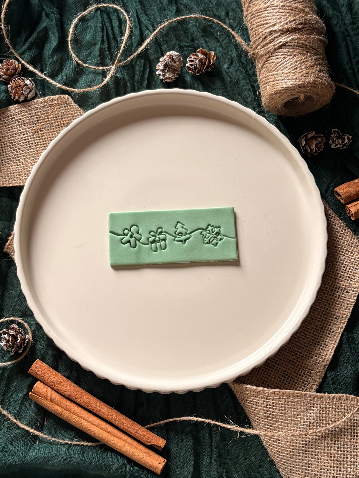 Christmas Line drawing  - Cookie Stamp & cutter