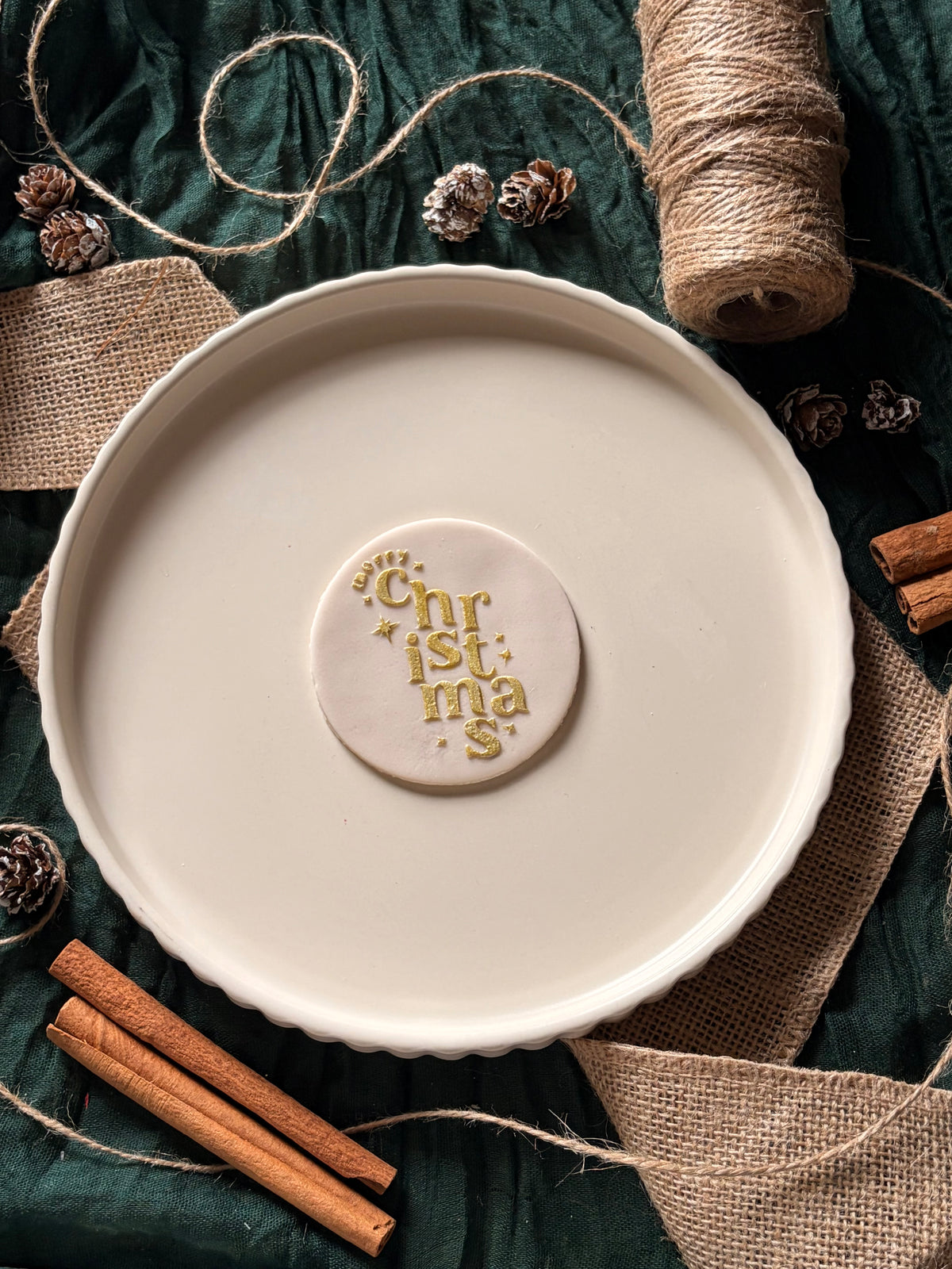 Merry Christmas Plate - Cookie Stamp & cutter