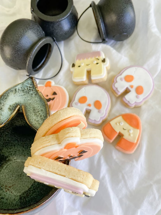 Halloween Mug huggers - Cookie Cutter & Stamp