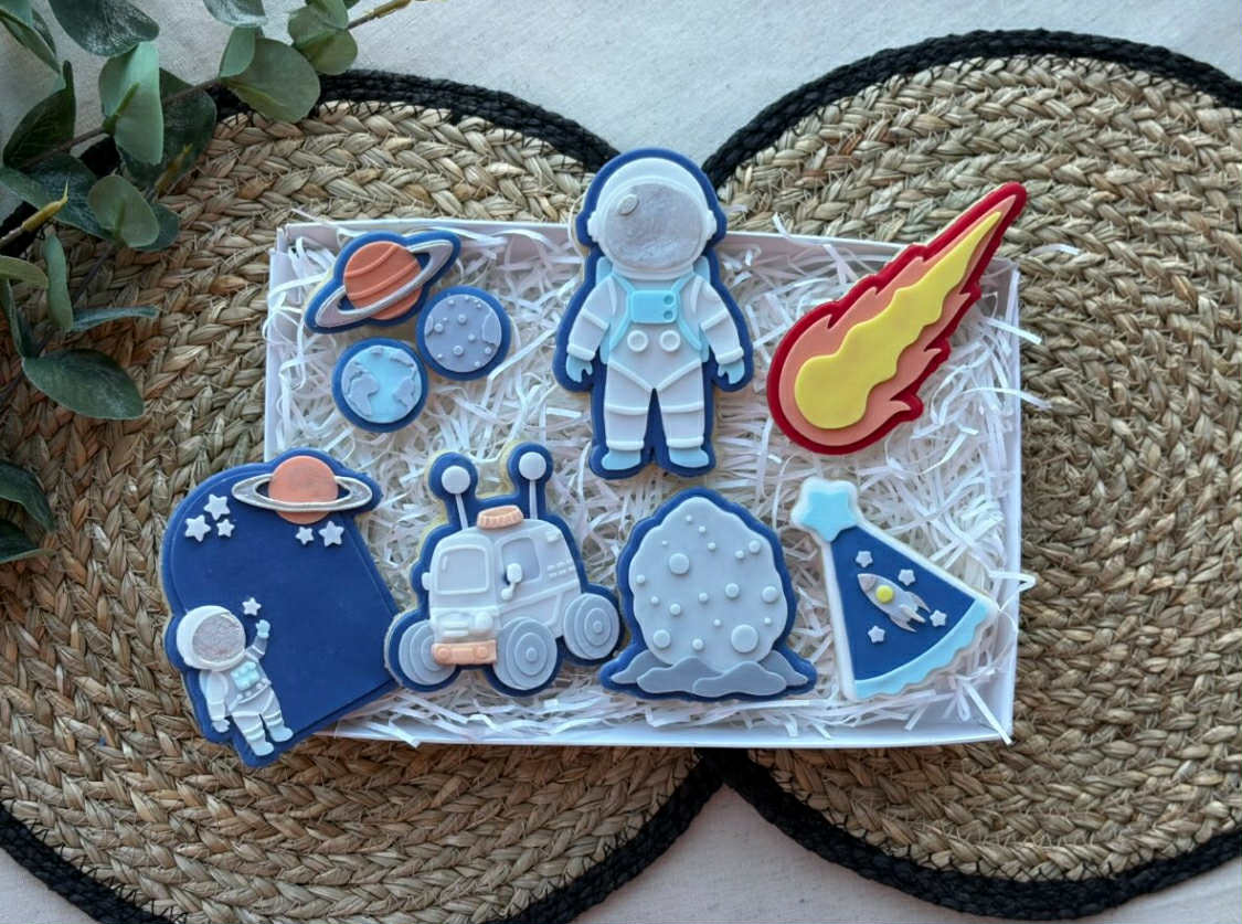 rocket hat cookie cutter and stamp