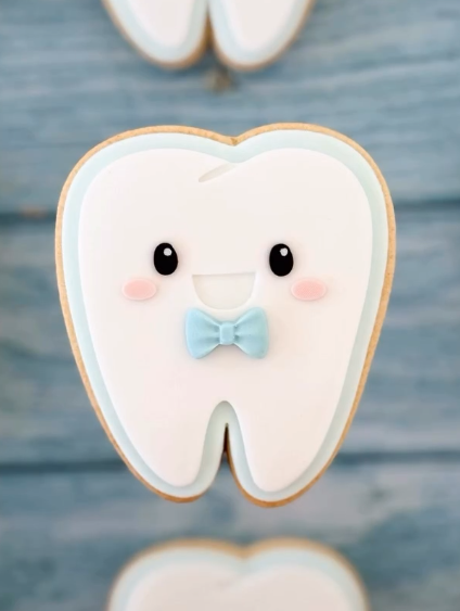 Smiling Tooth - Cookie Cutter & Stamp