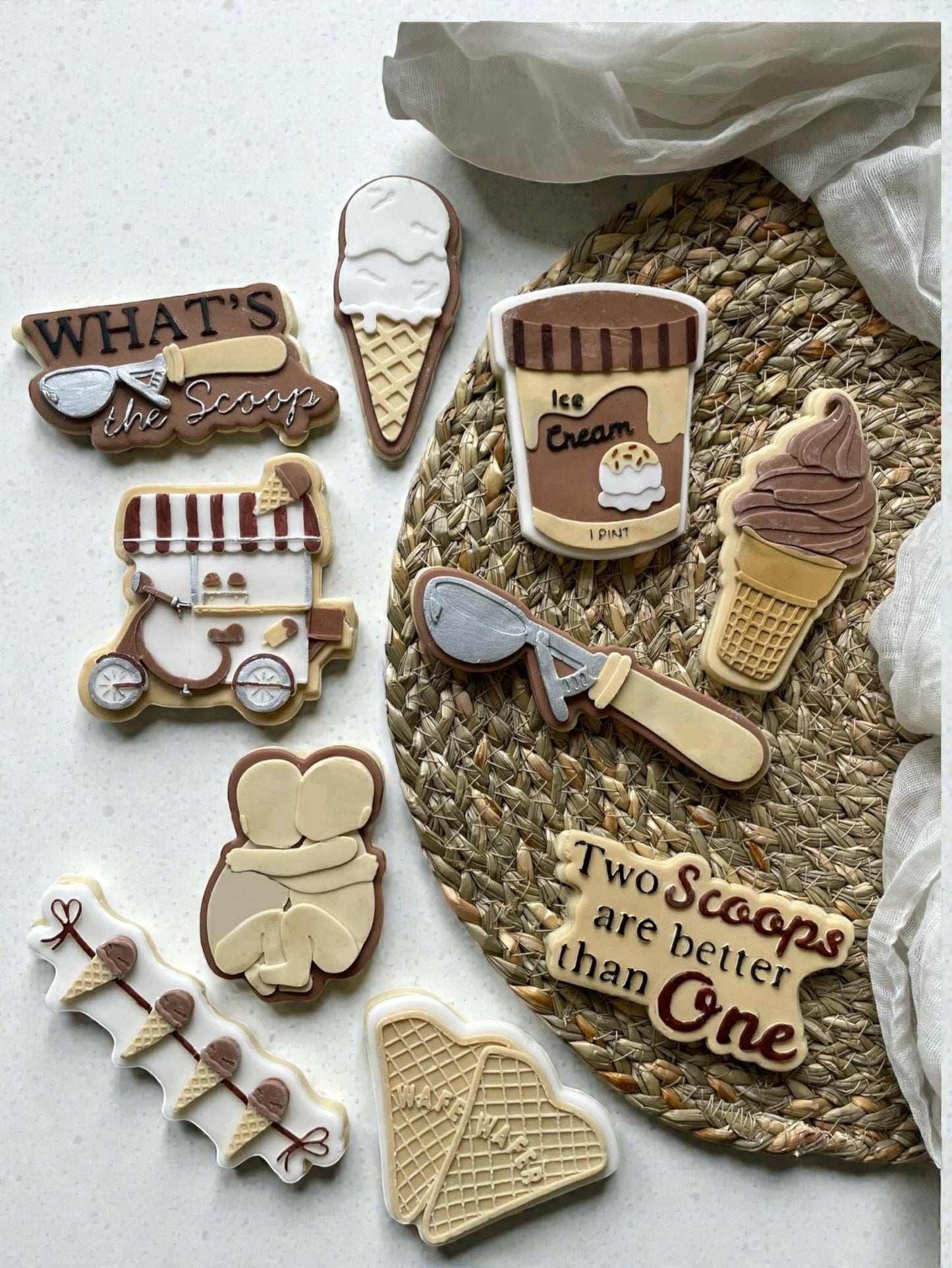 What's the scoop - Cookie Cutter & Stamp