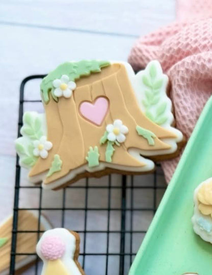 Tree Stump with engraved heart - Cookie Cutter & Stamp